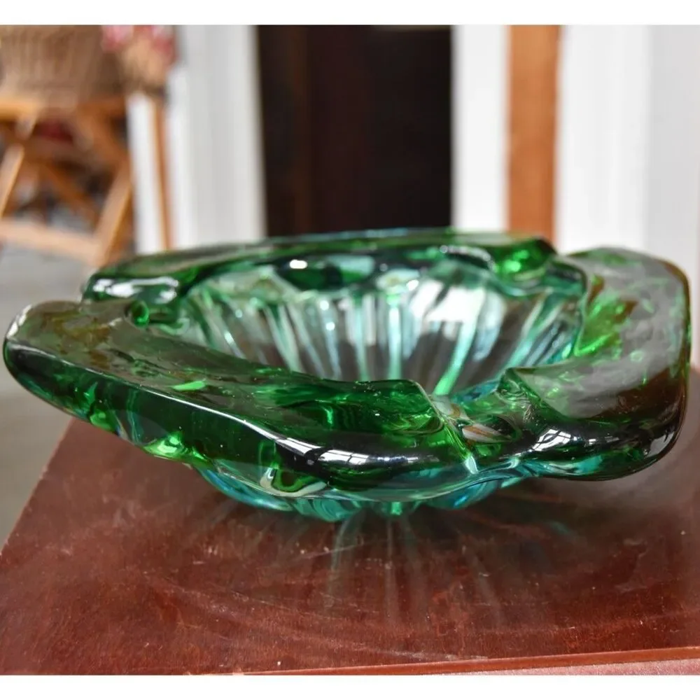 Vintage MCM Emerald Green Art Glass Ashtray Bowl Freeform 9” Heavy 3.3 lb